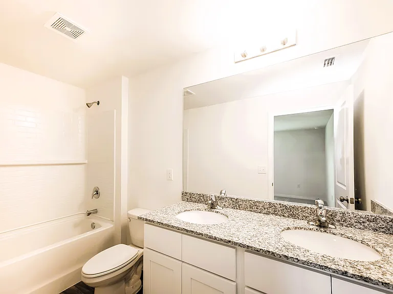 3337 Andalusia Blvd — Photo 9