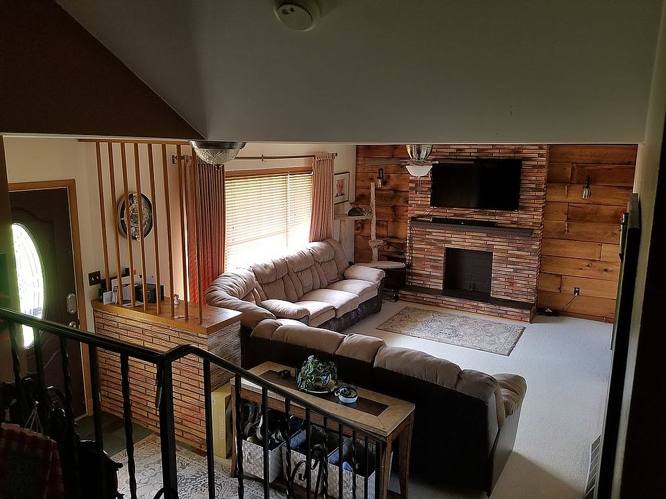 2nd image of 329 Jones Ave