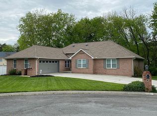 114 Cypress Ln, Oak Ridge, TN 37830