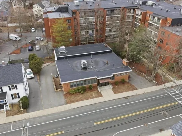 174 Green St, Melrose, MA 02176