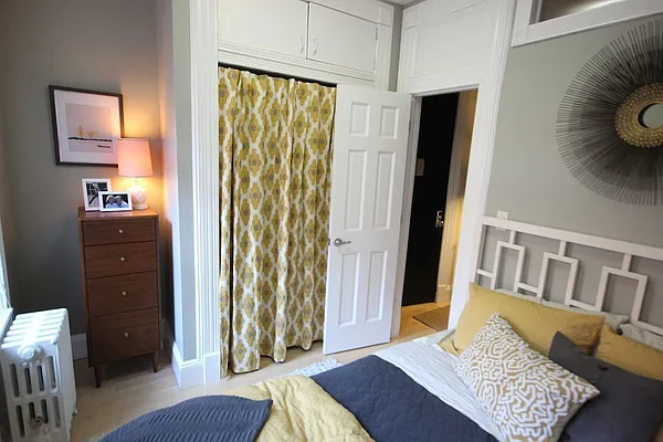 Rented by LJ Sloane Management | media 20