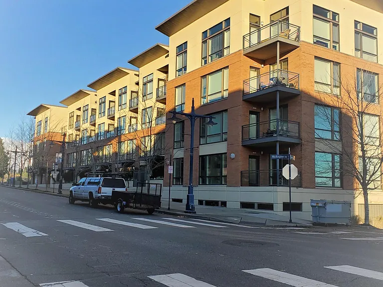 The 400 condominiums at the waterfront