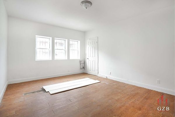 1st image of 3 Sixteen Beach St #84