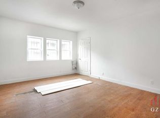 3 Sixteen Beach St #84, Far Rockaway, NY 11693
