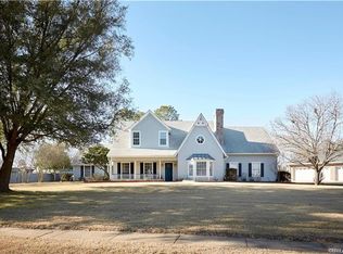 10 Dover Cir, Bossier City, LA 71111