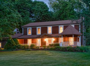 9 Creekside Rd, Hopewell Junction, NY 12533