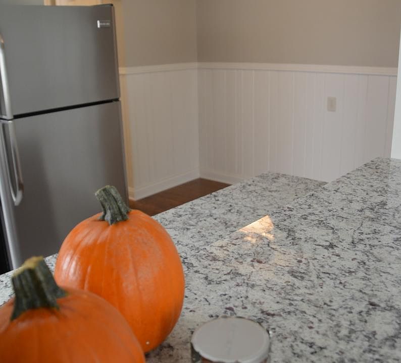 1st image of 3945 Millsbrae Ave APT A