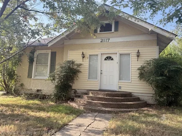 2117 N K St, Fort Smith, AR 72901