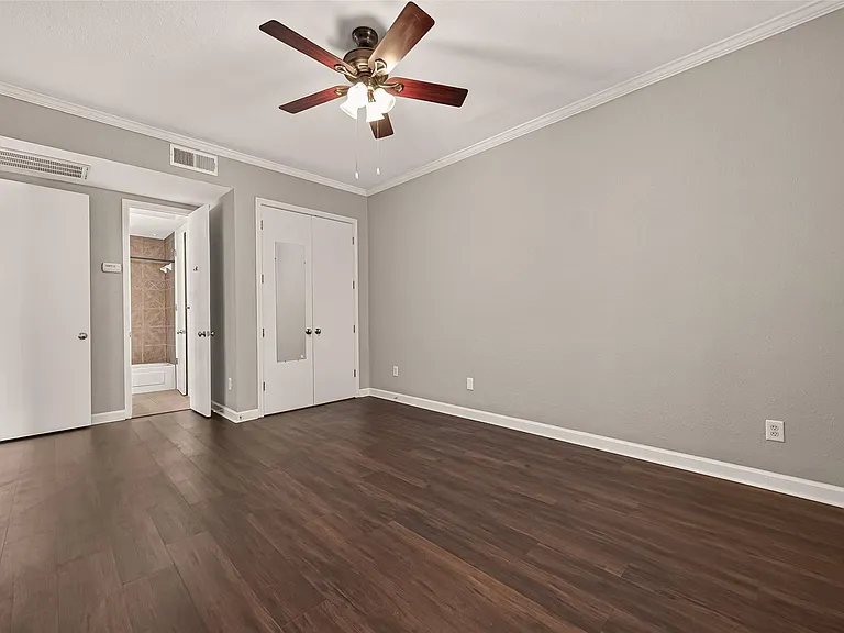 4515 Briar Hollow Pl #309 — Photo 17