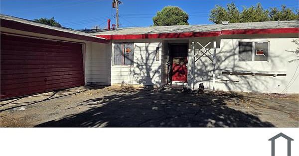 2nd image of 43620 Gadsden Ave