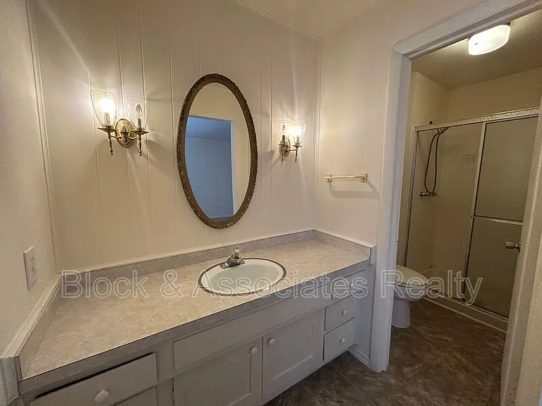 2962C Saint Marks Rd SW — Photo 10
