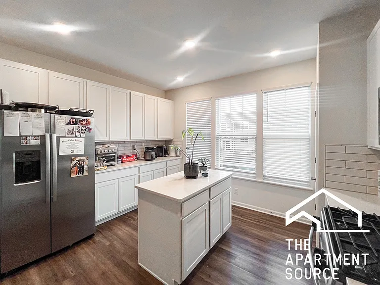 2360 Southwind Blvd #TOWNHOUSE — Photo 8
