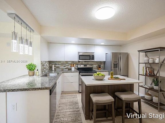 4th image of 5681 Riverside Dr #105A6