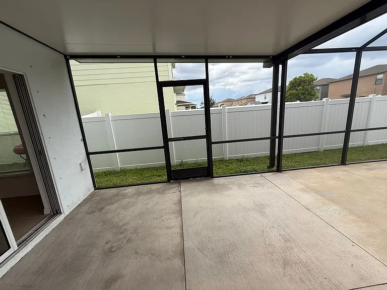 14207 Poke Ridge Dr — Photo 20