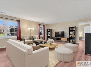 115 Wallace St, Edison, NJ 08817