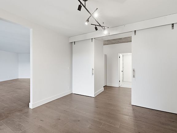 5th image of 6666 Brookmont Ter APT 1102