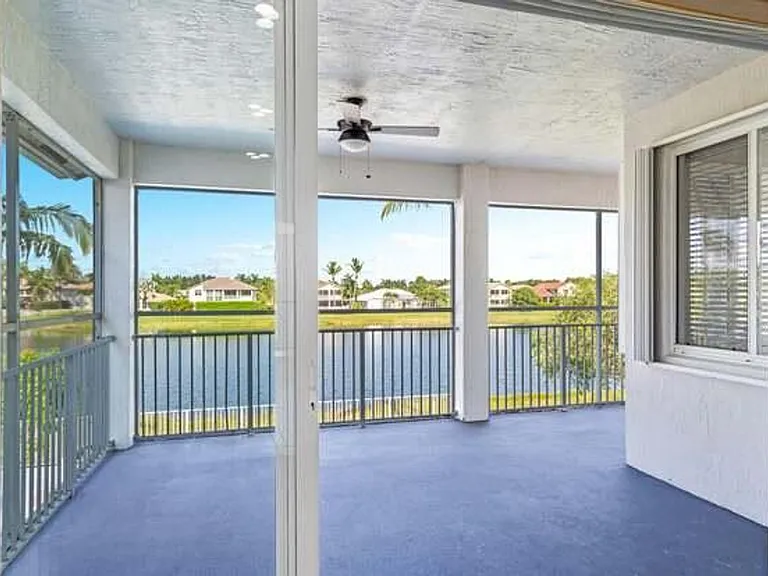 11836 Osprey Pointe Cir — Photo 16