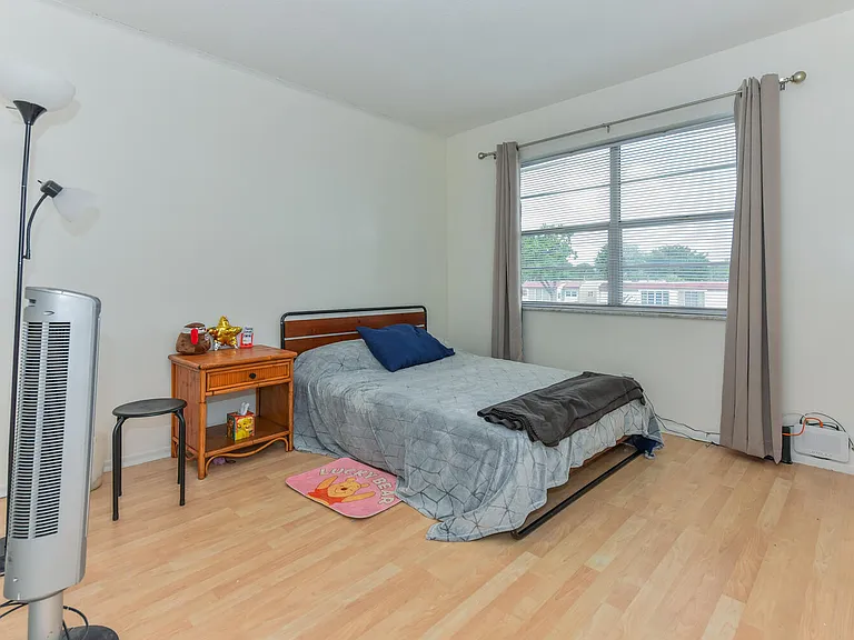 477 Lake Dora Dr — Photo 18