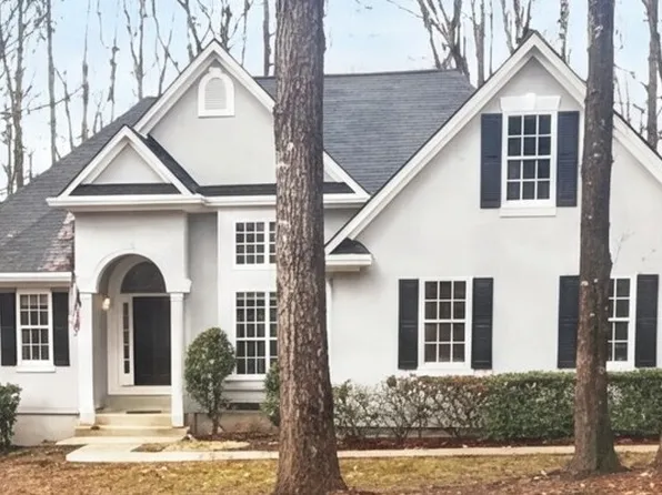 9540 Eagles Landing Dr, Gainesville, GA 30506