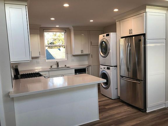 3rd image of 4043 Albright Ave #A