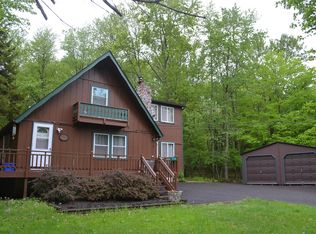 259 N Arrow Dr, Pocono Lake, PA 18347