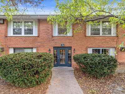 708 Old Settlers Trl APT 1, Hopkins, MN, 55343