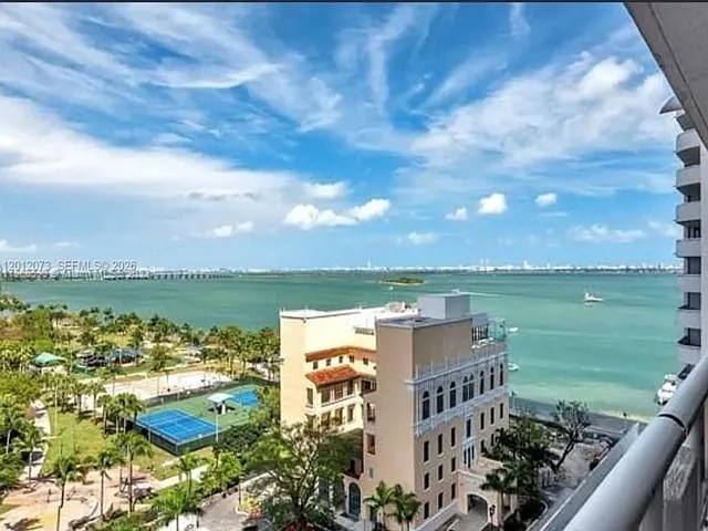 1717 Bayshore A1448 Dr — Photo 1