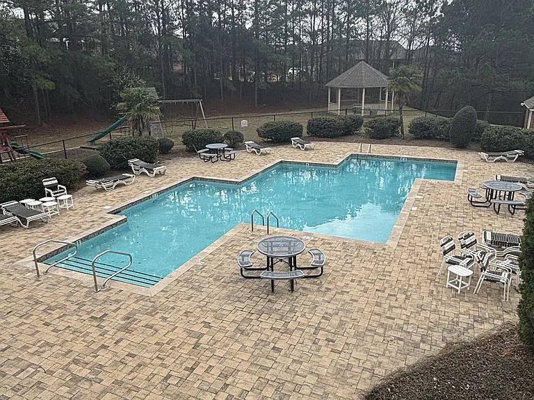 3021 Summit Dr — Photo 14