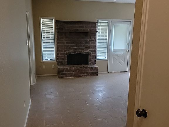 4th image of 2534 Cresterrace Dr #A