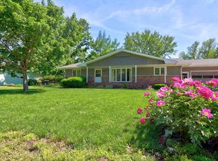 107 Maple St, Moundridge, KS 67107