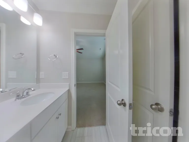 126 Spring Knoll Dr — Photo 8
