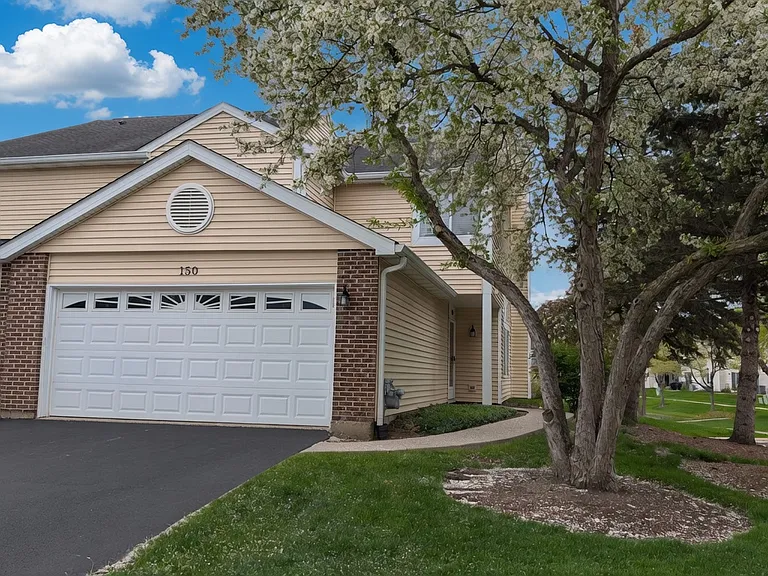 150 Winchester Dr #150 — Photo 2