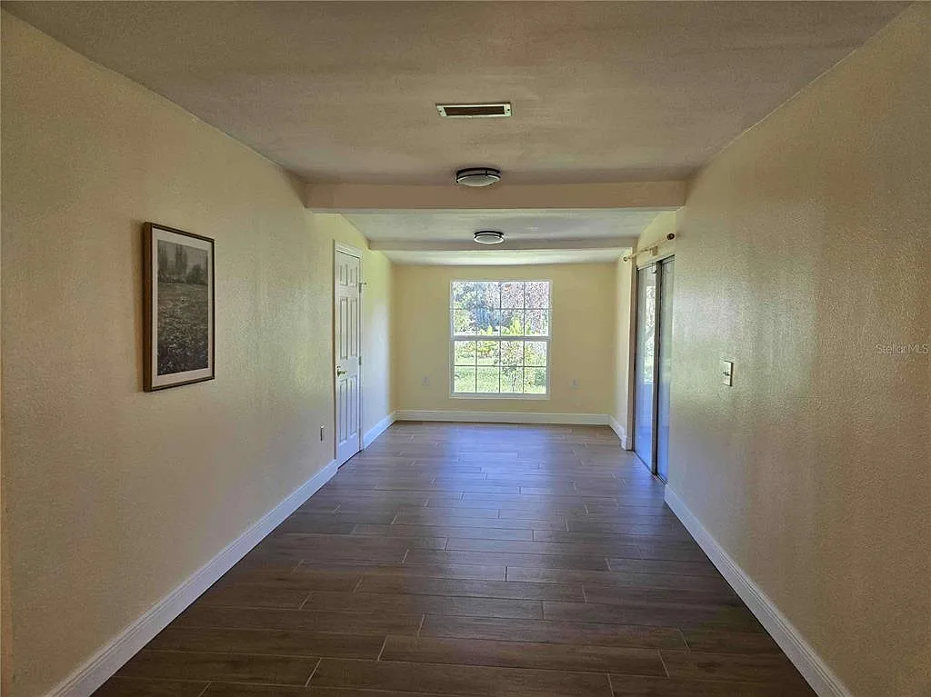 4 bed, 3.0 bath, 1770 sqft, $2,195 — Photo 4