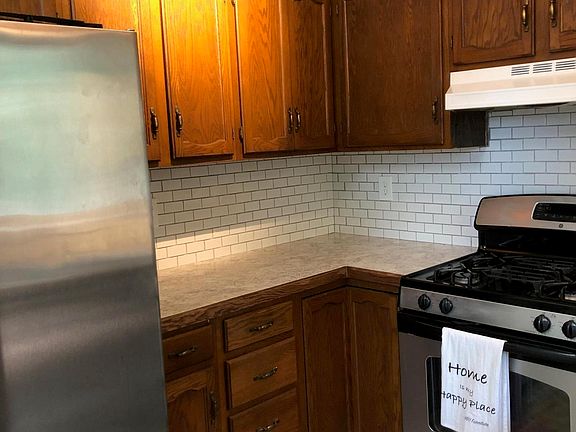 5th image of 1321 Gladstone Dr SE