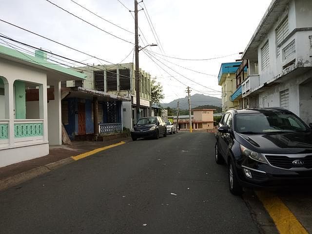 2nd image of 163 Calle Florida