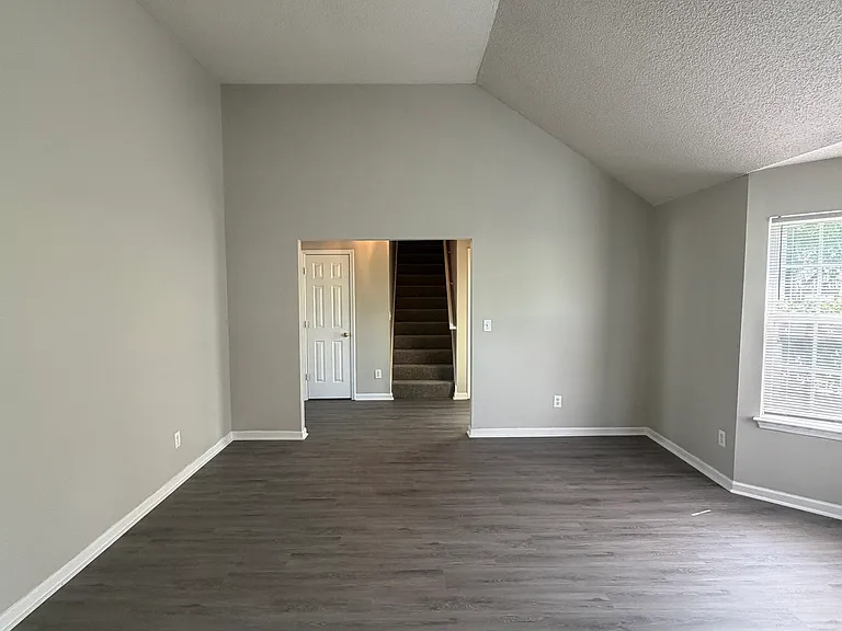 10744 Misty Meadows Ct — Photo 4