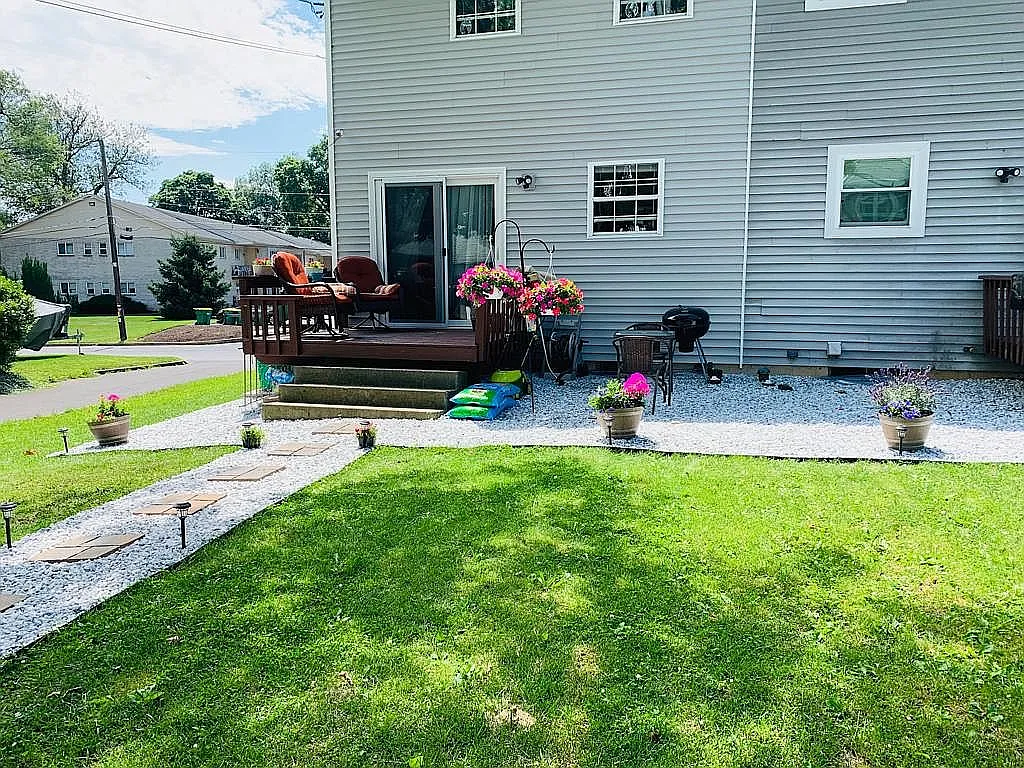1217 Albright Ave photo 1