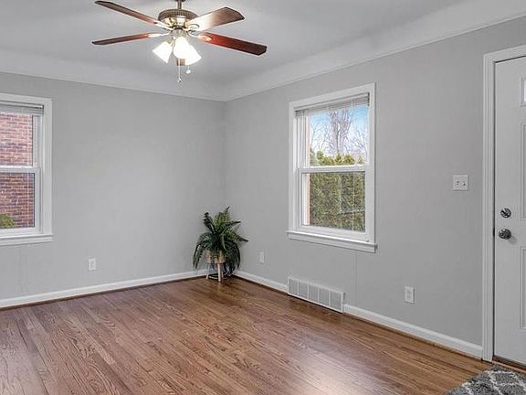 5th image of 41 Regents Dr