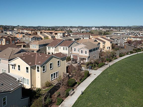 2nd image of 6 Borazon Court