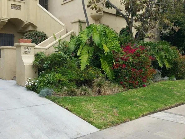 10747 Ashton Ave, Los Angeles, CA 90024