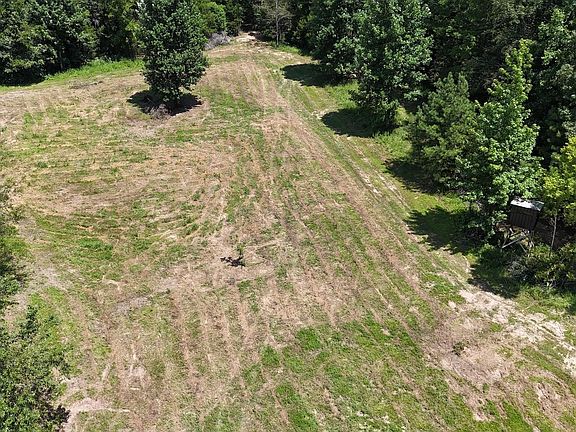 3rd image of 1476 Major Hill Rd