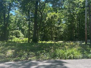 1213 Bethany Ln, Godfrey, IL 62035