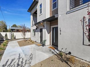 1675 Burlison Ln, Boise, ID 83705