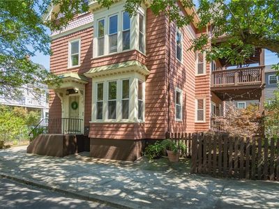 21 Harkness St #2, Providence, RI, 02909