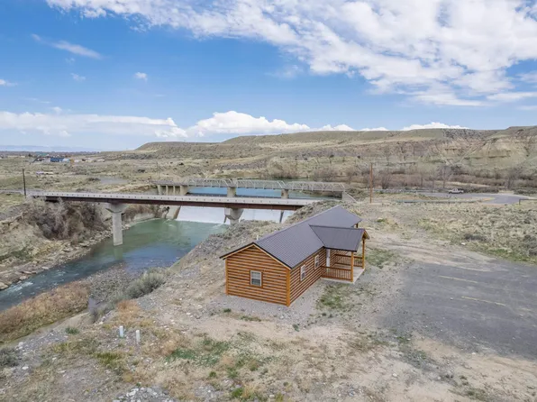 1727 Lane 15, Powell, WY 82435