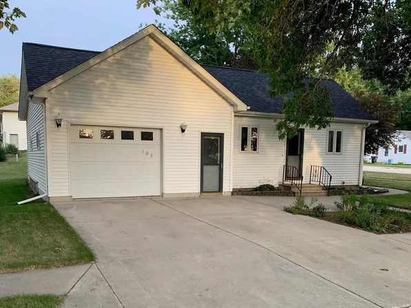 108 3rd Ave SW, West Bend, IA 50597