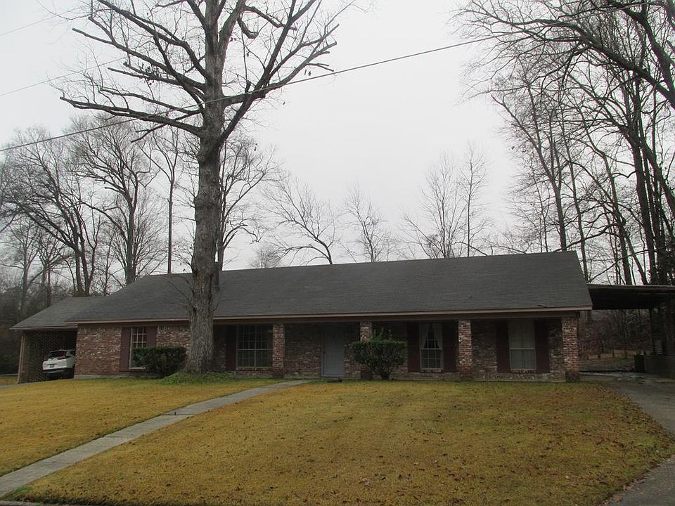 1st image of 213 Redbud Dr