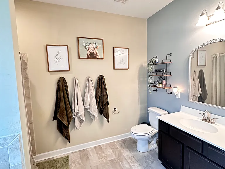 319 Adobe Ln — Photo 24