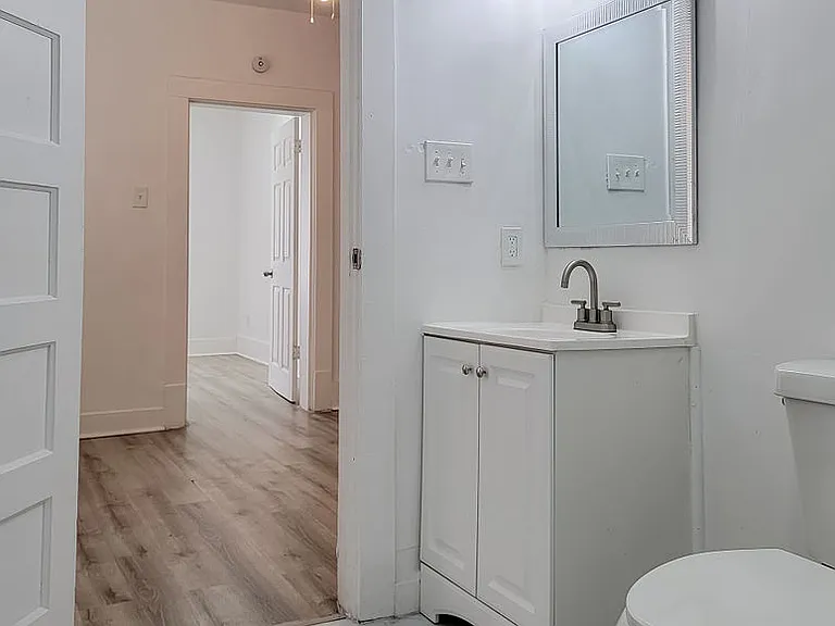 121 W Moore St #101 — Photo 18