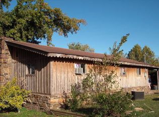 112 Hickory St, Ozark, AR 72949